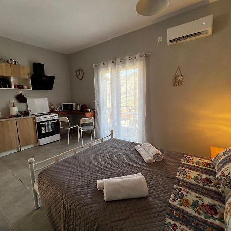 Апартаменты Aggelikis Studio Zola Экстерьер фото